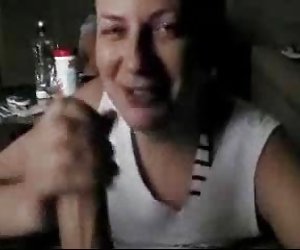 Лесбийская брюнетка и блондинка с большими сиськами трахаются порно гифки бесплатно в анал
