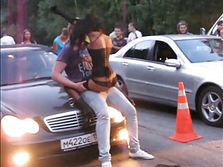 Редко смотреть видео онлайн бесплатно порно можно встретить азиатских женщин с бритой киской, эта лодка одна из них, но она, как и все японские шлюшки, обожает, когда ее дырка обрабатывается вибраторами, а ее клитор щекочет вакуумным насосом