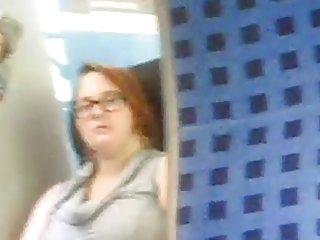 Молодой ученик пропускал пары, а учитель обещал позвонить родителям. Испугавшись, малышка предложила замять конфликт и, порно секс ролики подняв юбку, дала себя трахнуть