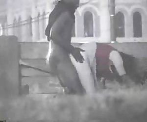 Страстная девушка раздвинула порно смотреть бесплатно видео ножки на кухне