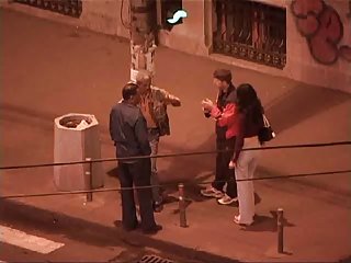 Папа и сын смотреть порно бесплатно крутили симпатичную блондинку для секса